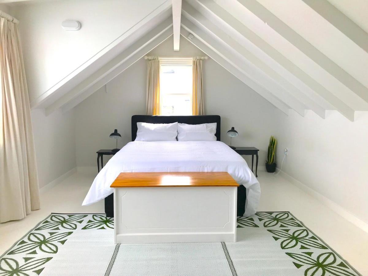 The Loft On Colenso Apartment Napier Bagian luar foto